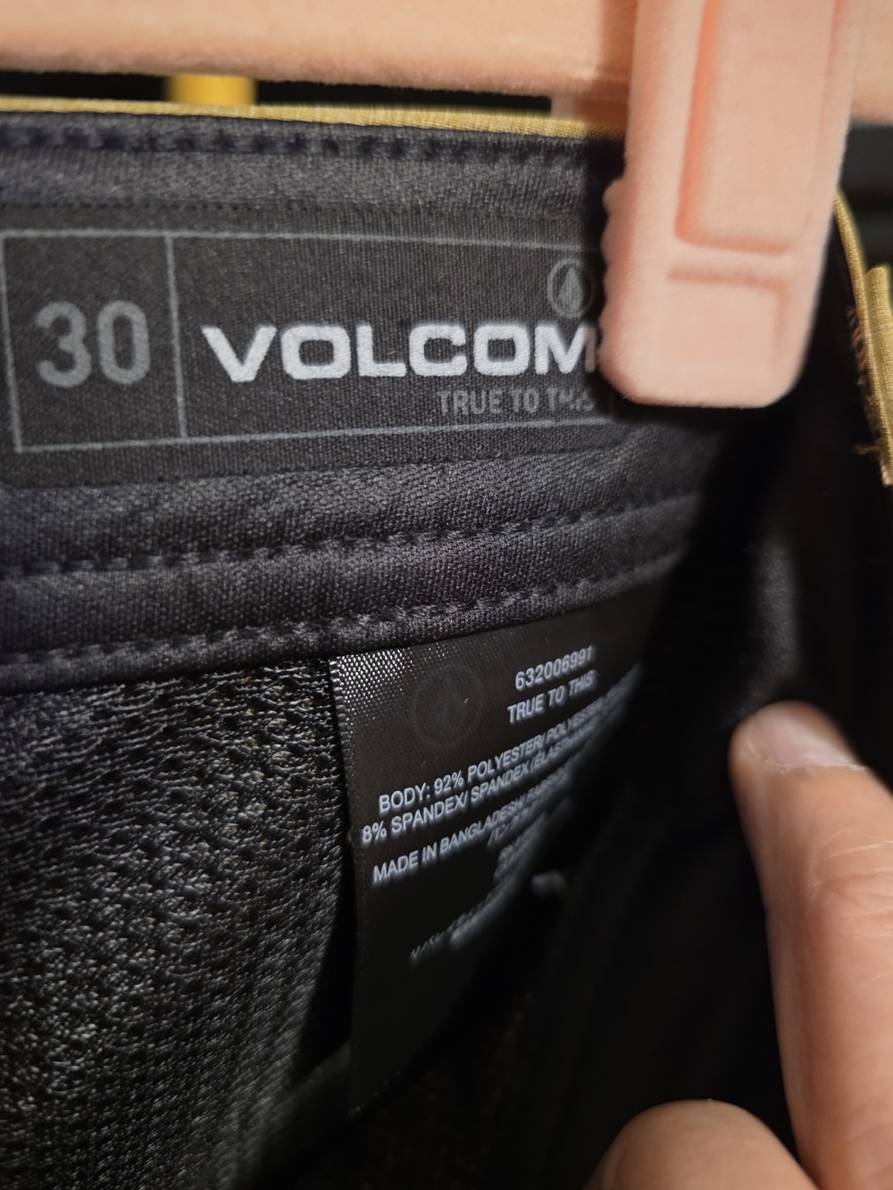 50% off ~Volcom Men's Hybrid Walk Shorts Khaki Size 30 Performance Stretch - Picture 12 of 13